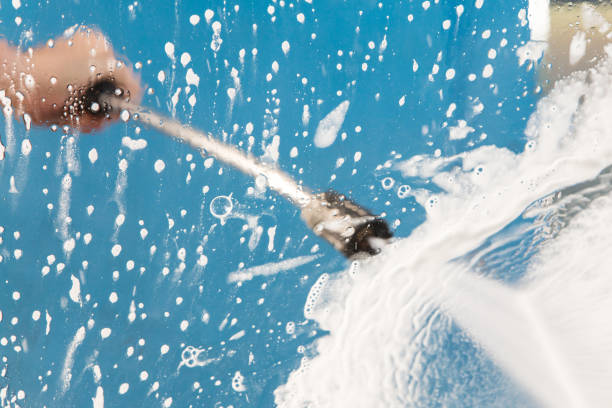 Best Pool Deck Cleaning  in Hialeah Gardens, FL